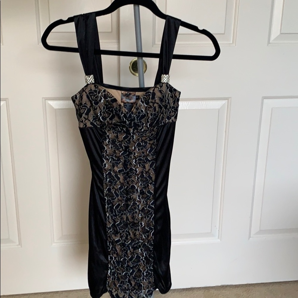 Love Tease black/tan printed mini dress